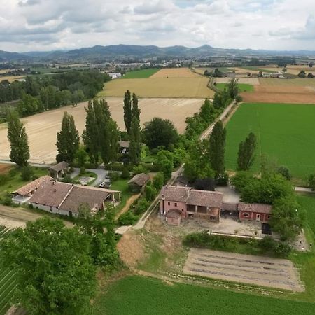 Agriturismo Le Corti Della Gualdana 沃盖拉 外观 照片